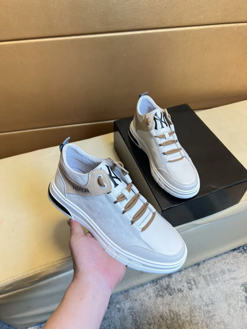 Sleek Gucci Low Shoes 25643