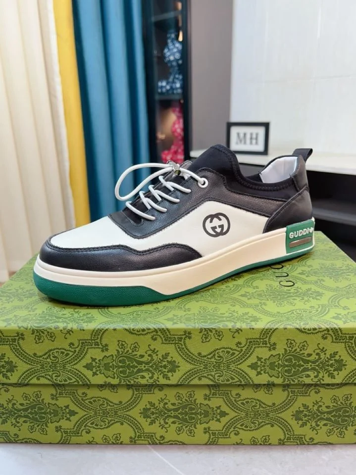 WaterResistant Gucci Low Shoes 25634