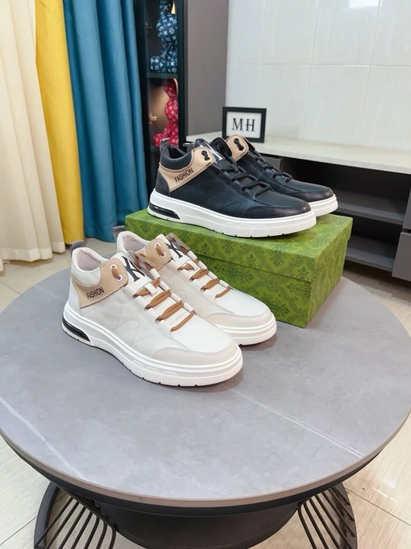 Gucci Low Shoes Elegant 25640