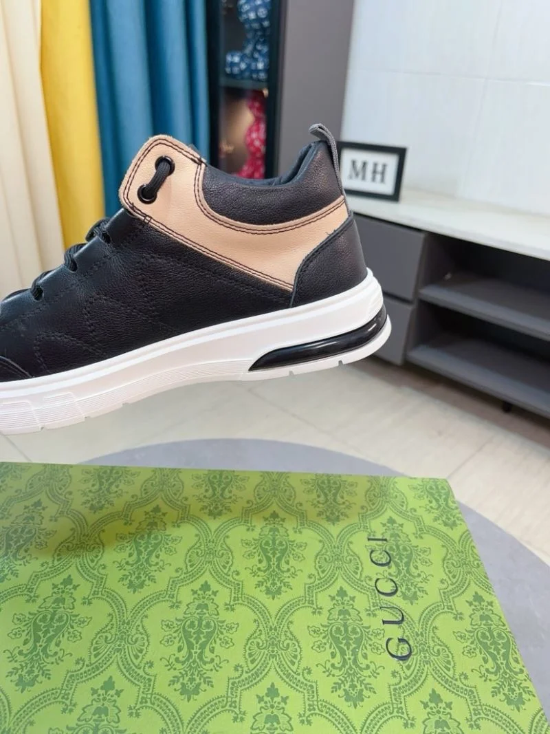 Gucci Low Shoes Elegant 25640