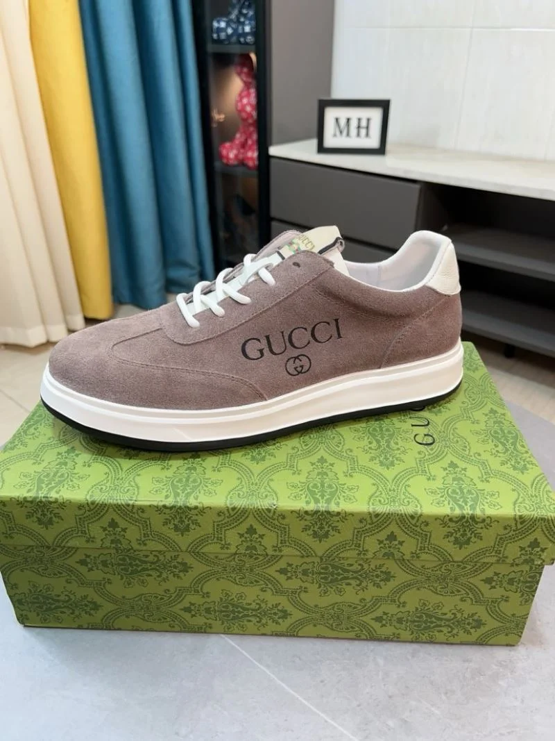 Minimalist Gucci Low Shoes 25624