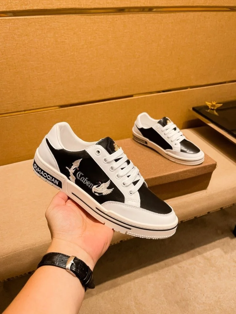 EyeCatching Gucci Low Shoes 25676