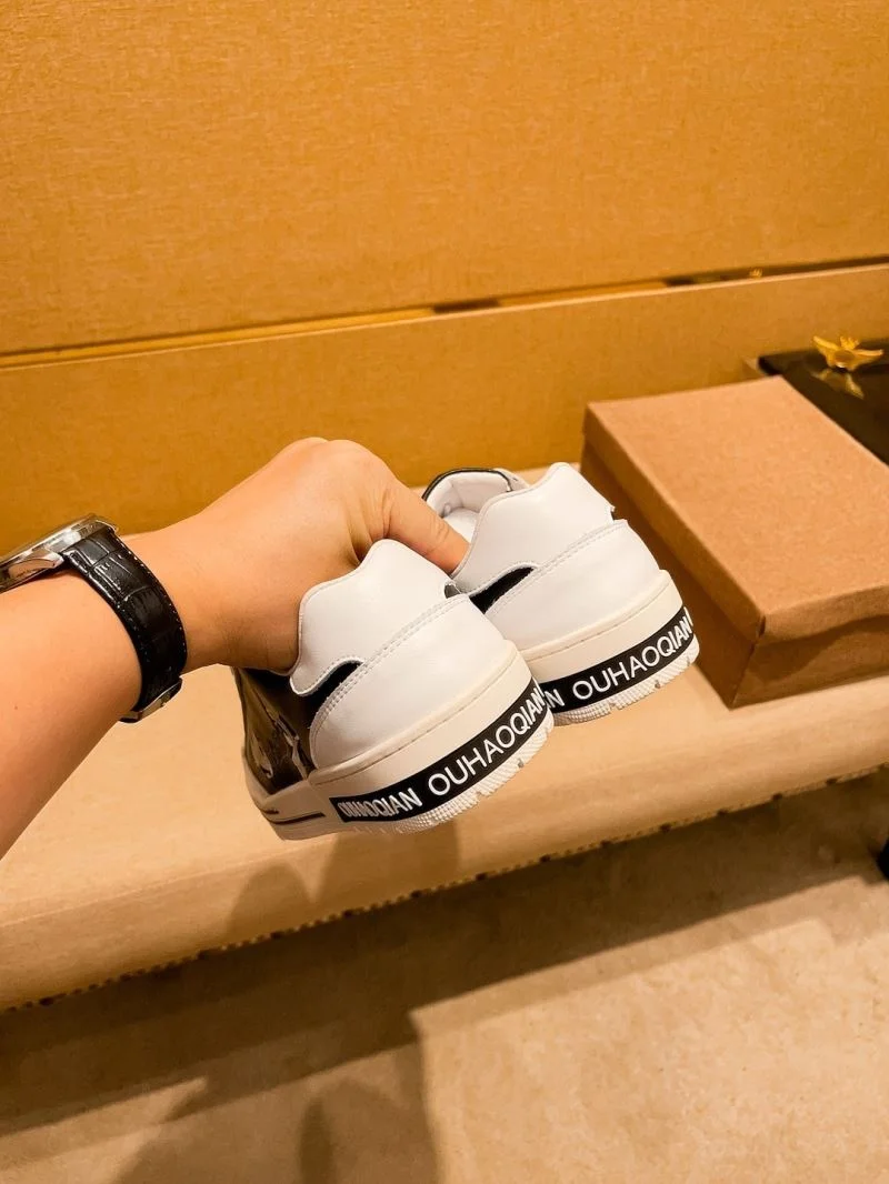 EyeCatching Gucci Low Shoes 25676