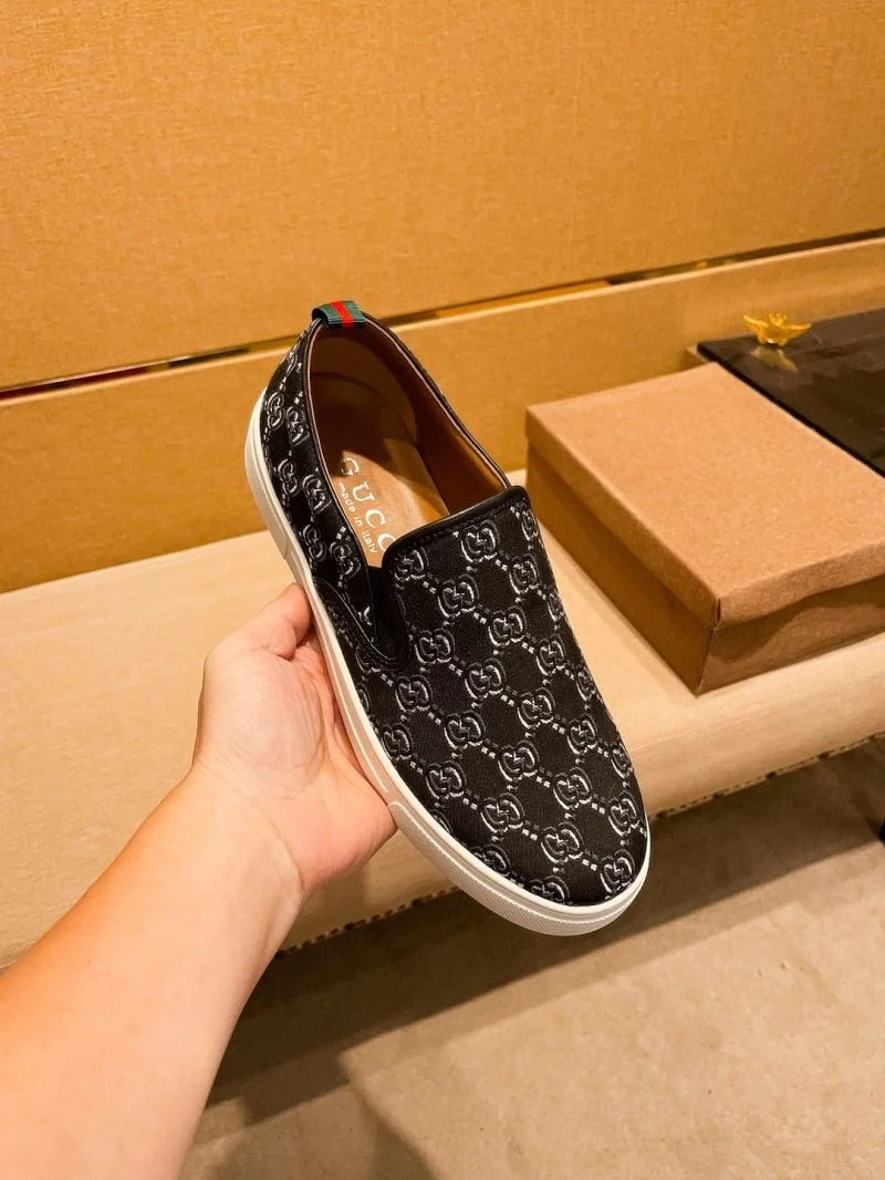 ZeroBulk Gucci Low Shoes 25656