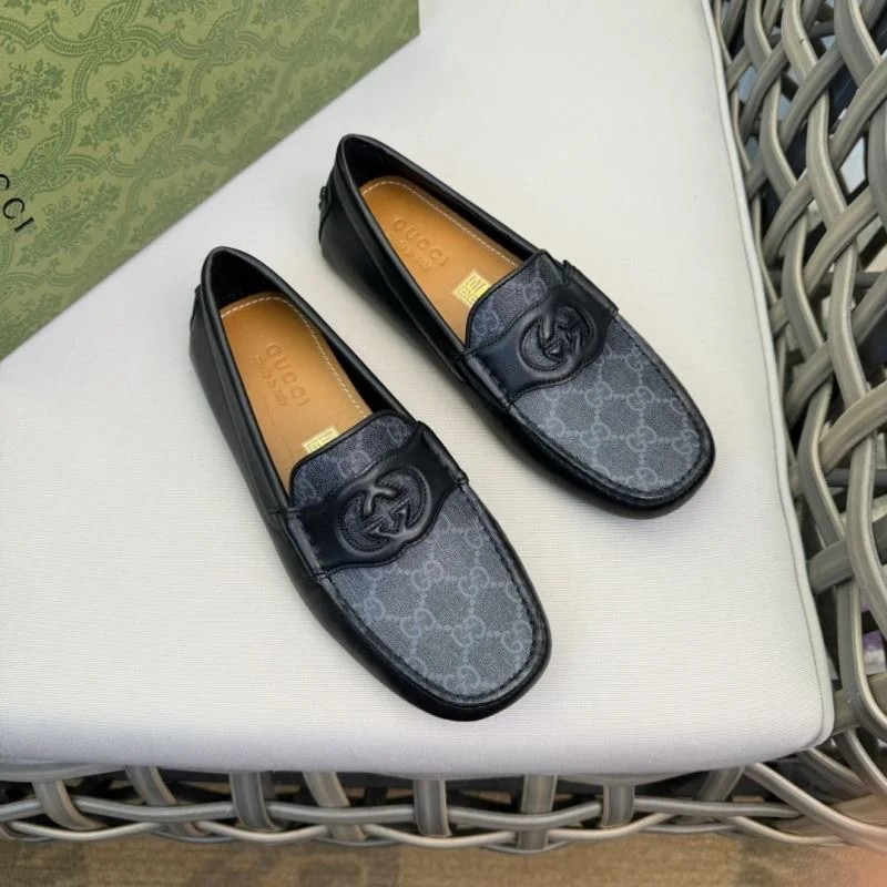 Gucci Low Shoes Vibrant 25645