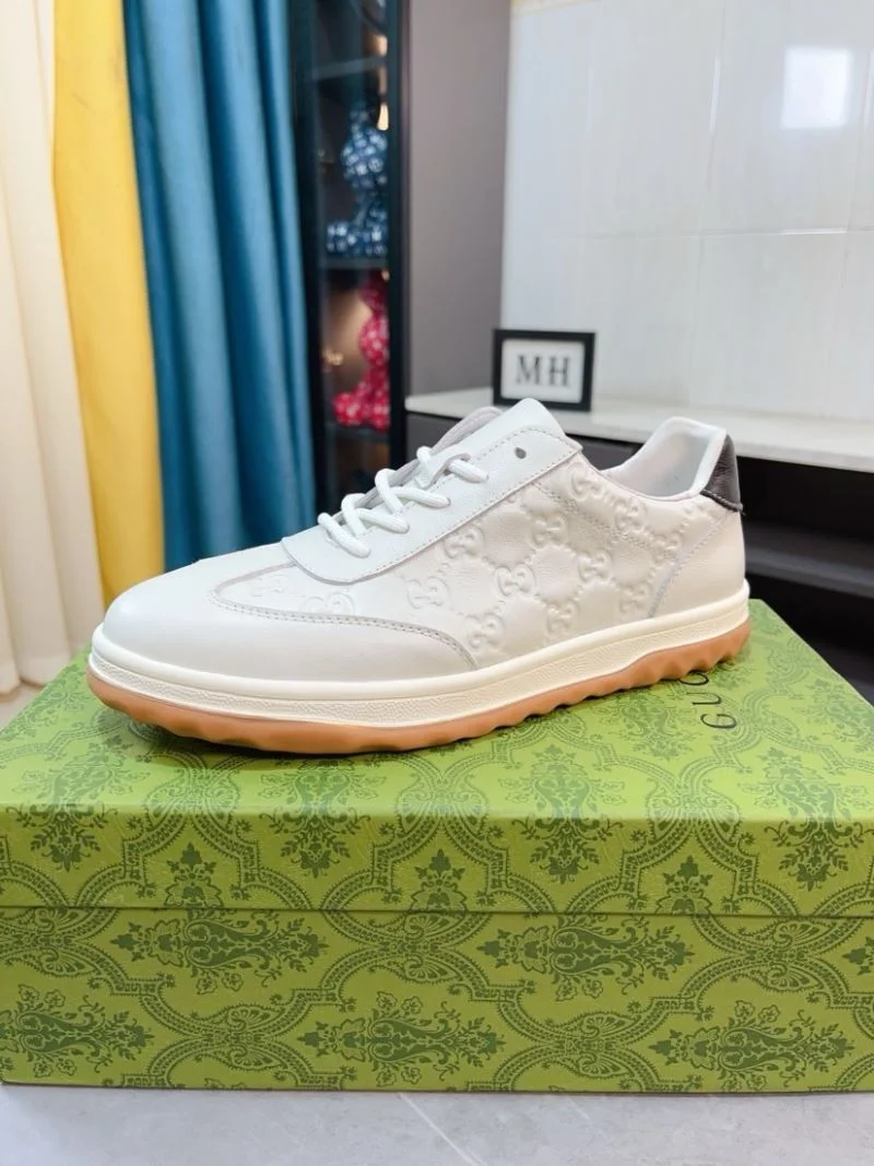 MoistureWicking Gucci Low Shoes 25604