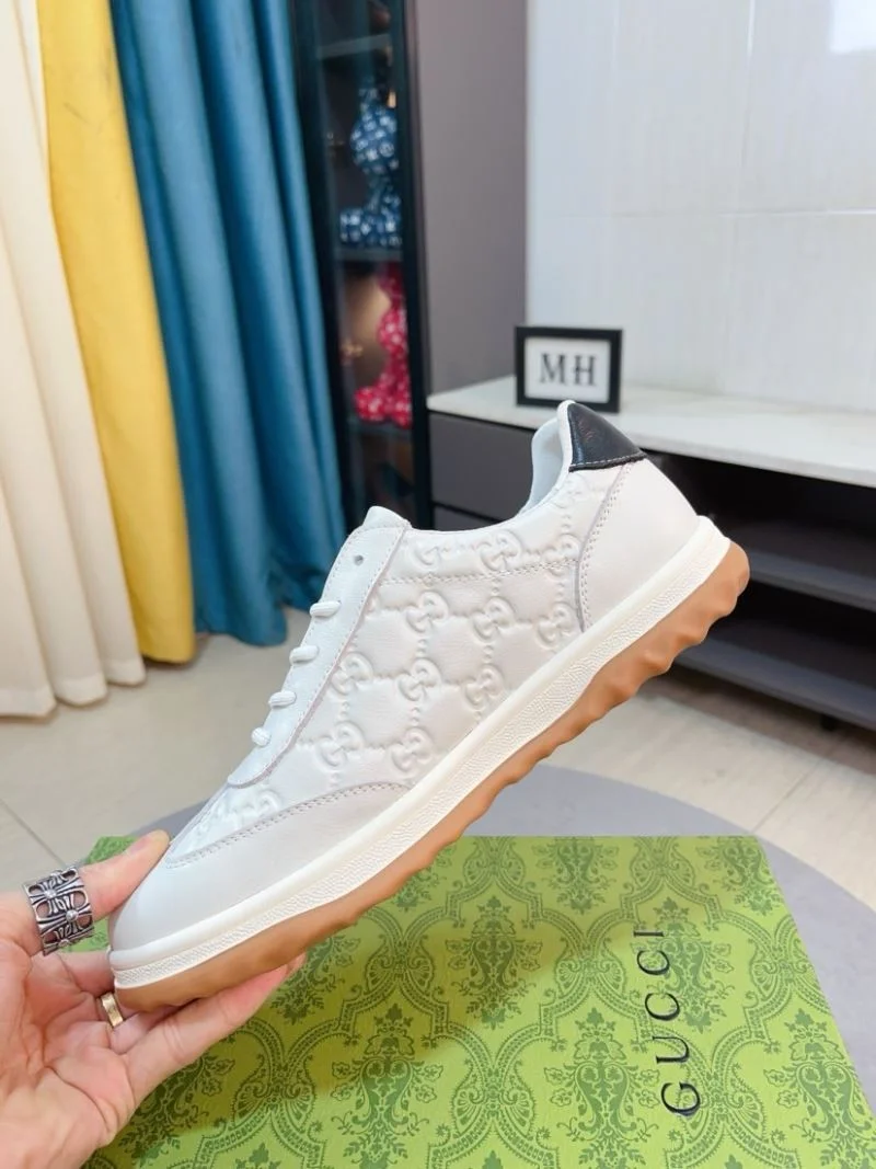 MoistureWicking Gucci Low Shoes 25604