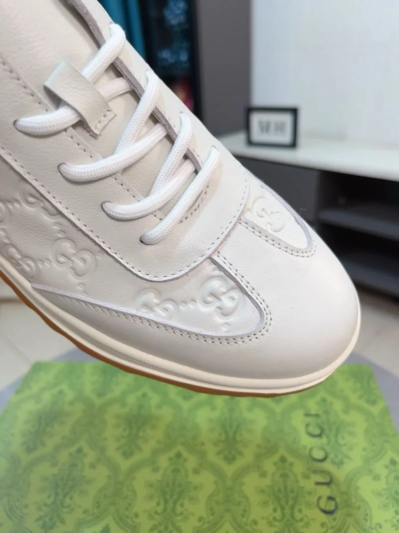 MoistureWicking Gucci Low Shoes 25604