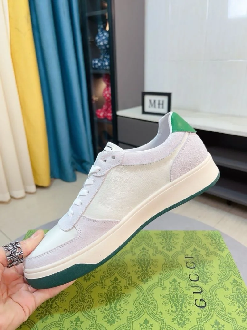 Gucci Low Shoes Flexible 25651
