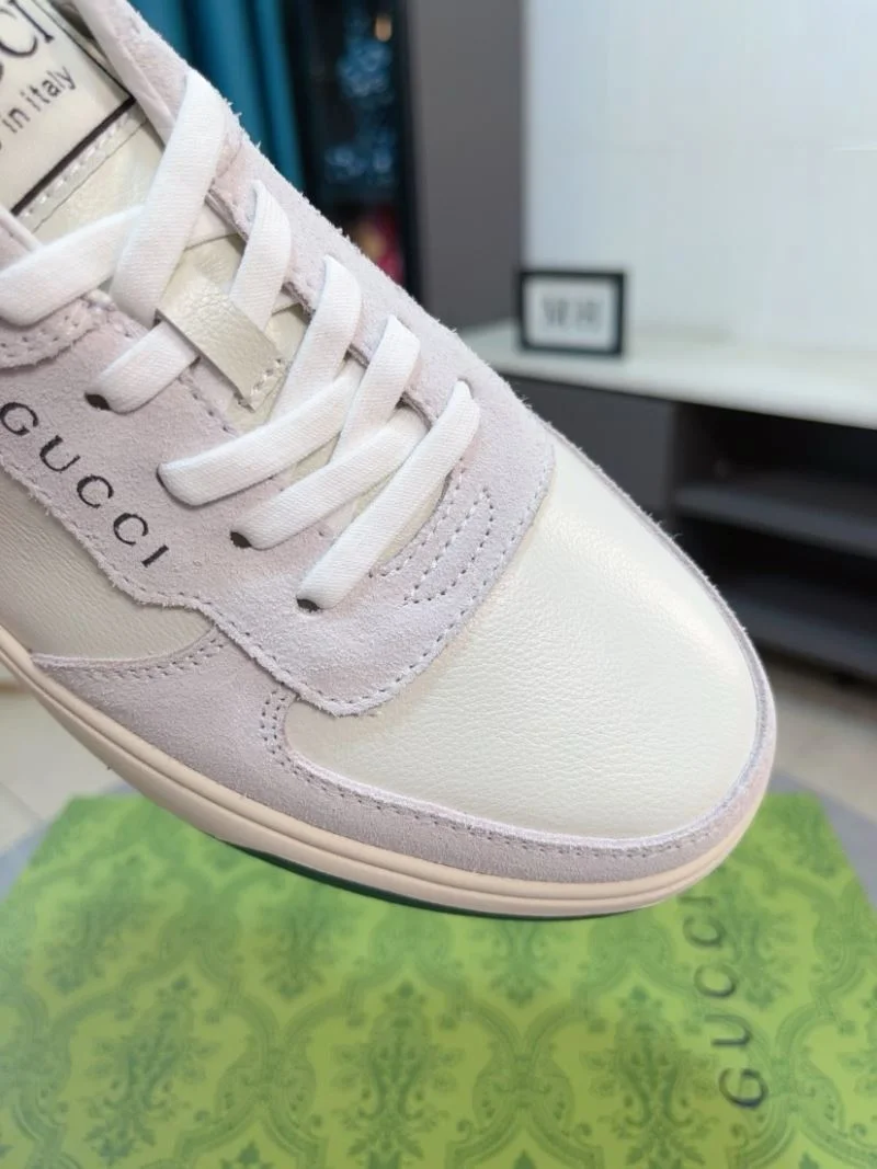 Gucci Low Shoes Flexible 25651