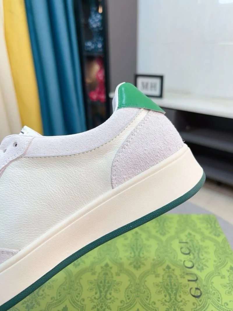 Gucci Low Shoes Flexible 25651