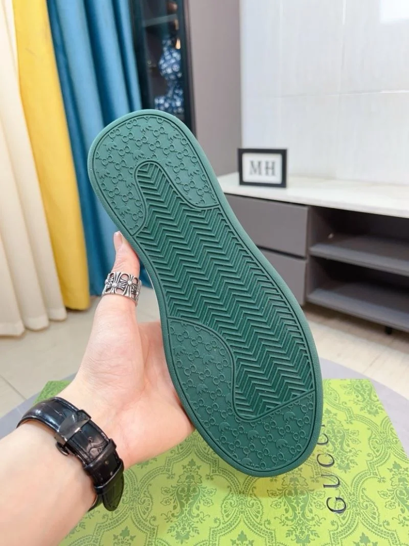 Gucci Low Shoes Flexible 25651