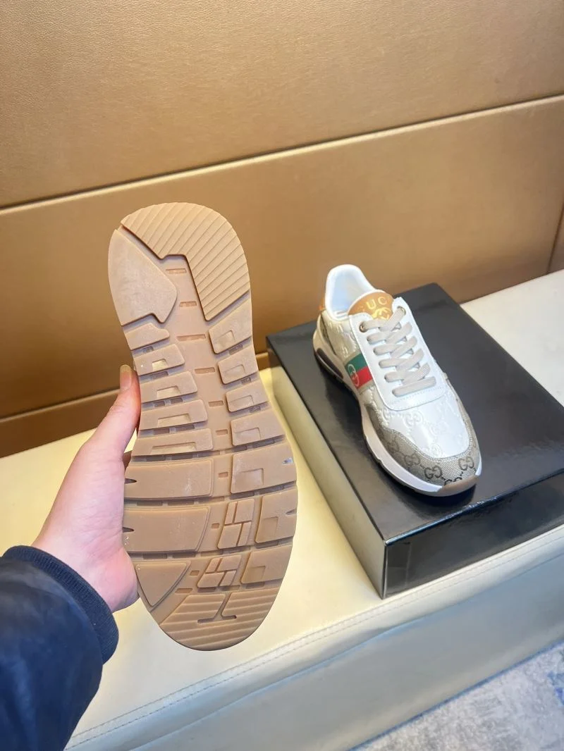 Gucci Low Shoes WeatherProof 25593