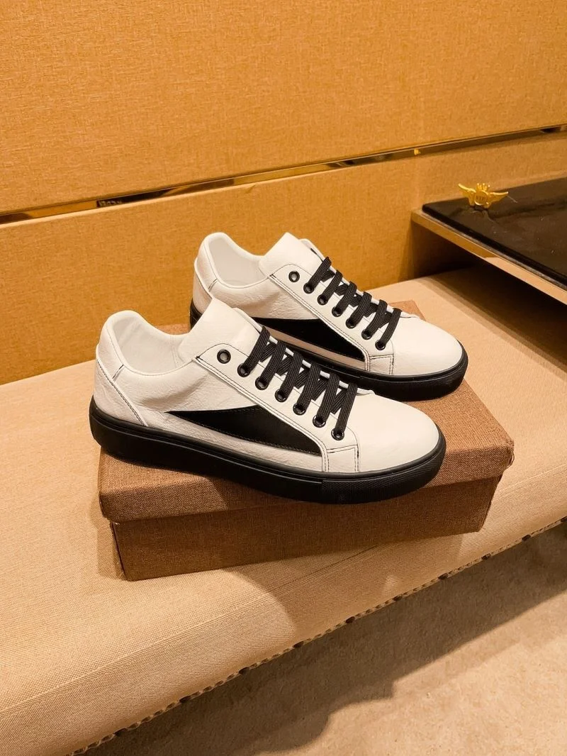 Cozy Gucci Low Shoes 25623