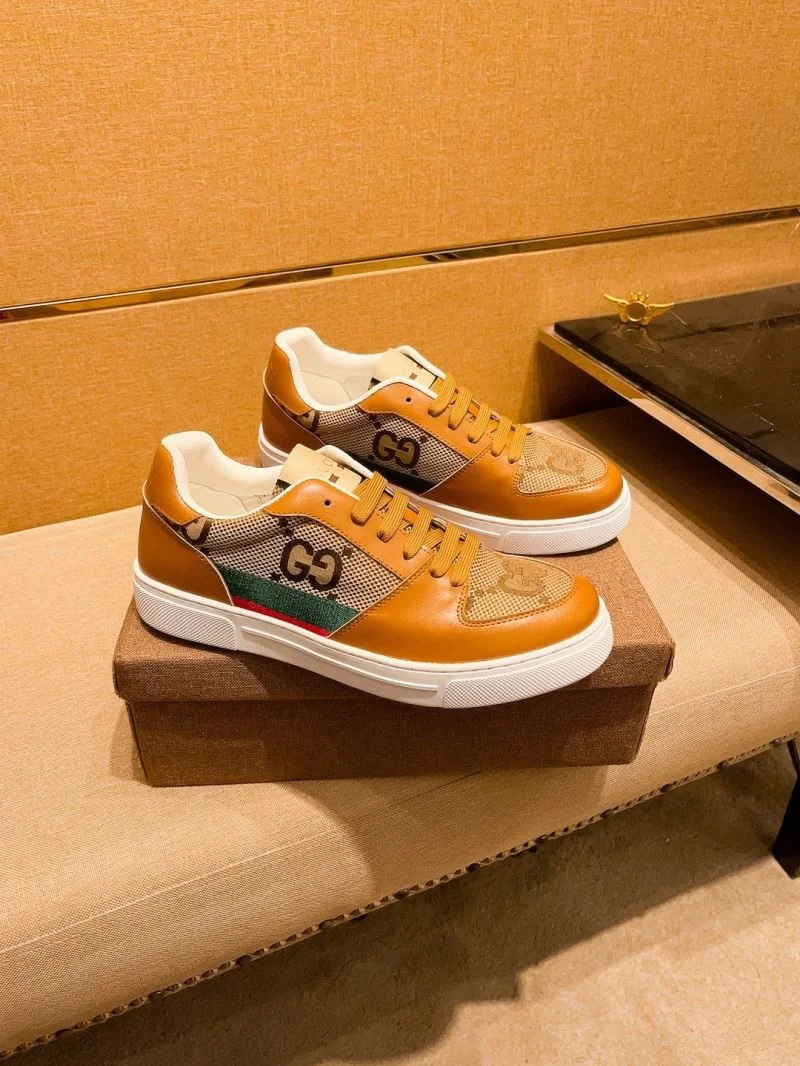 Gucci Low Shoes Effortless 25583