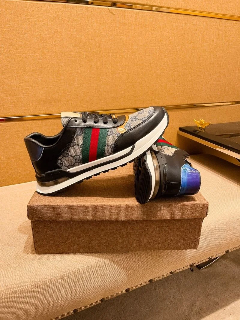 Neat Gucci Low Shoes 25598