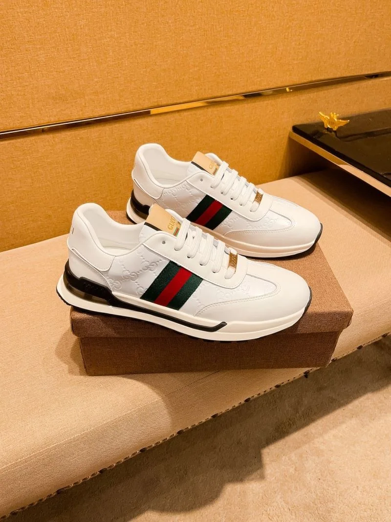 Refined Gucci Low Shoes 25612