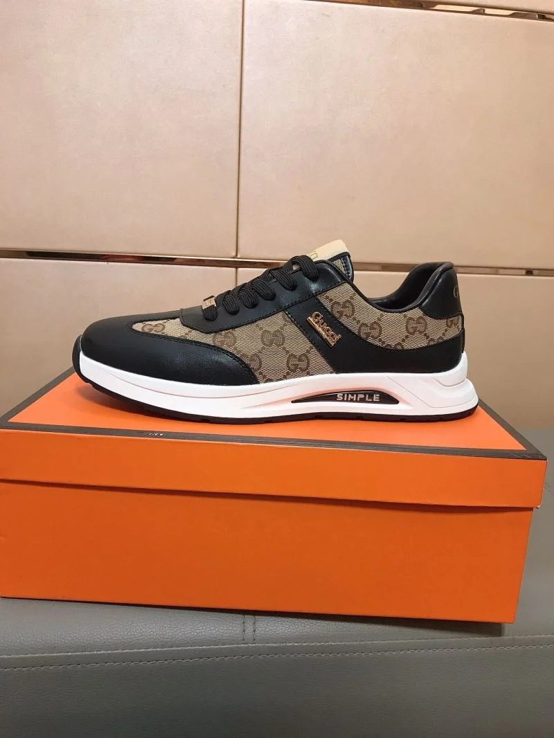 Gucci Low Shoes Packable 25587