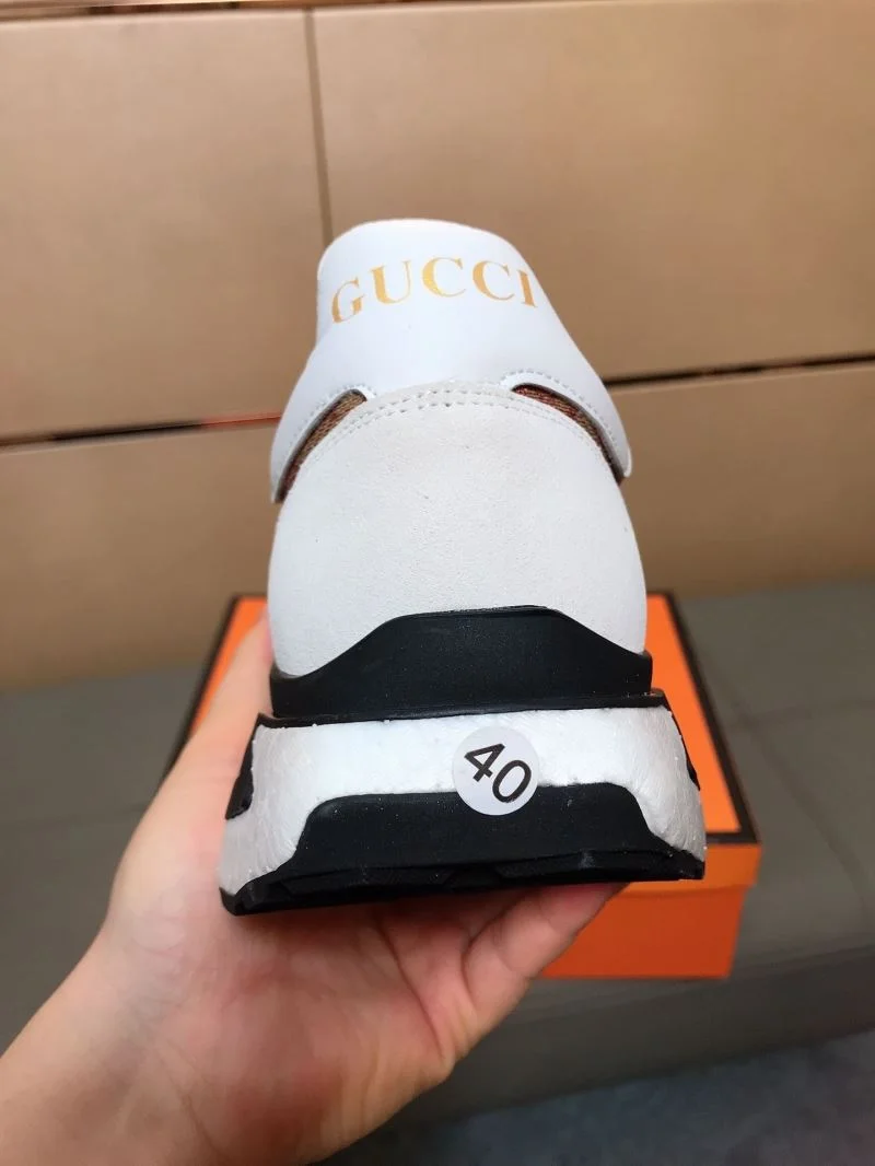Gucci Low Shoes Vibrant 25560