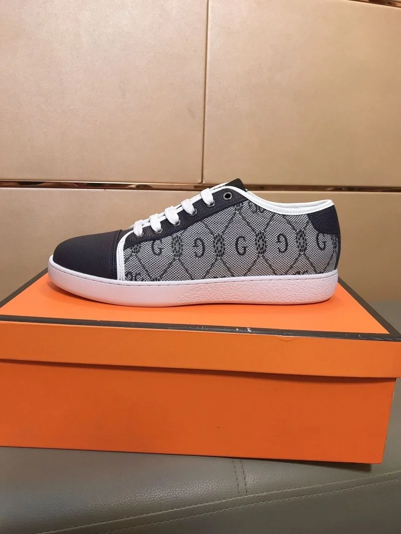 Gucci Low Shoes Original 25571
