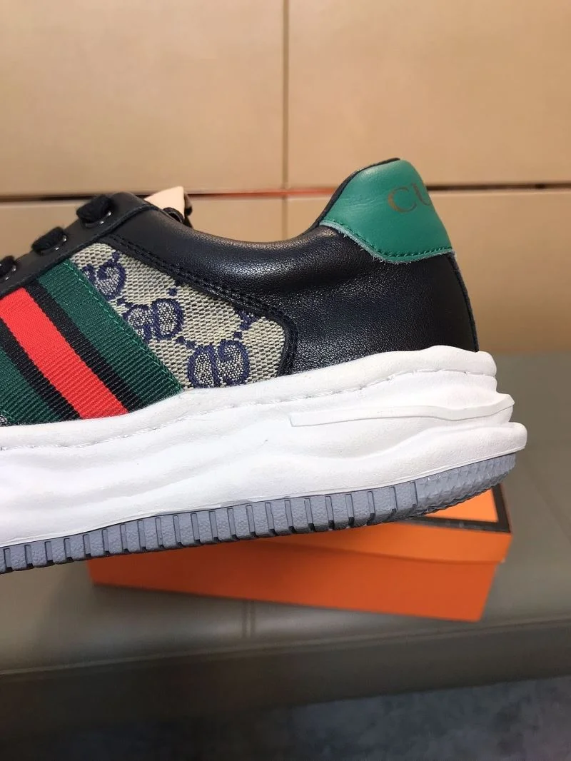 Gucci Low Shoes EasyCare 25557