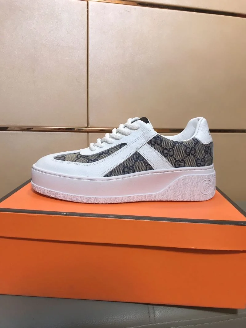 Refined Gucci Low Shoes 25563