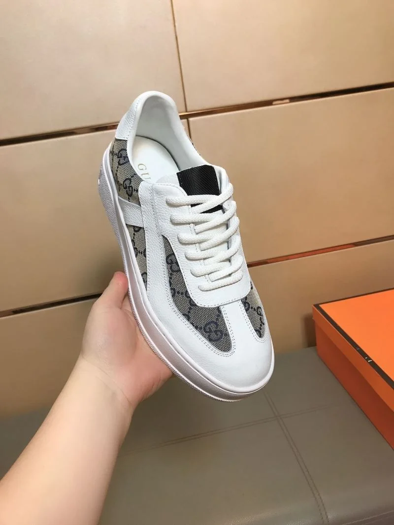 Refined Gucci Low Shoes 25563