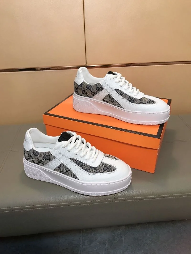 Refined Gucci Low Shoes 25563