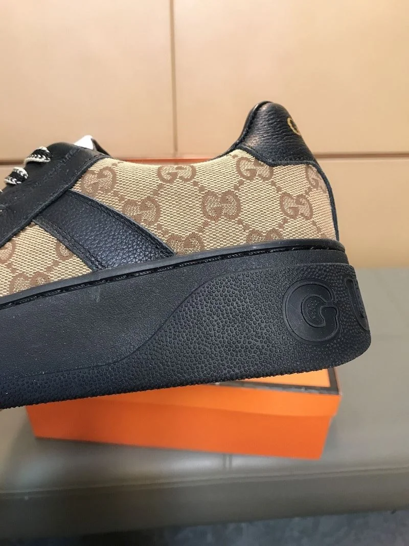 Breathable Gucci Low Shoes 25552
