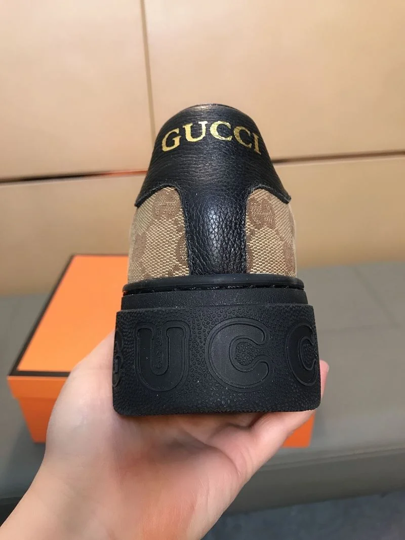Breathable Gucci Low Shoes 25552