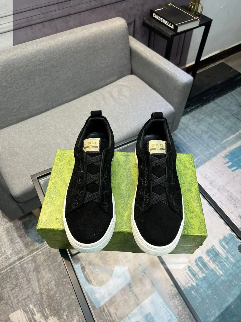 WellDesigned Gucci Low Shoes 25523