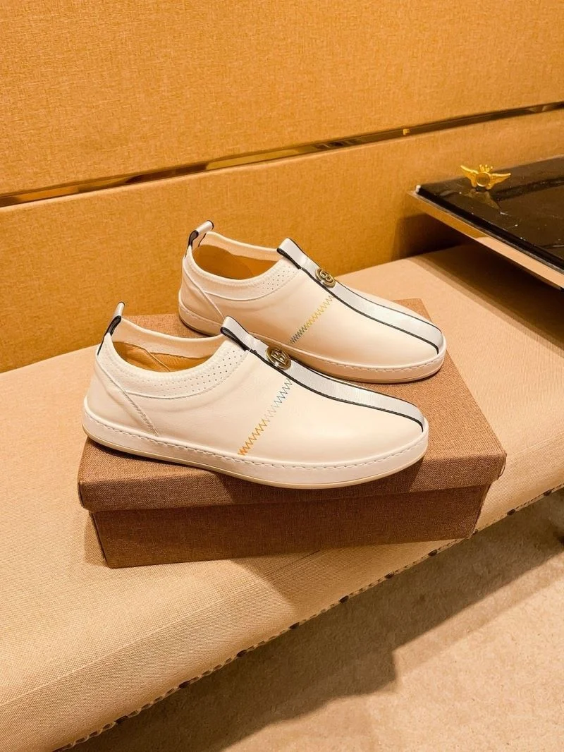 Gucci Low Shoes Sporty 25538