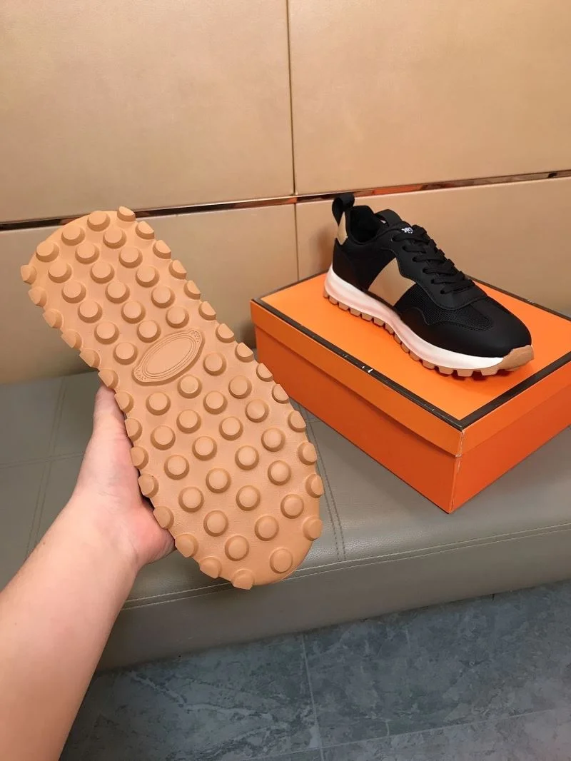 Contemporary Gucci Low Shoes 25499