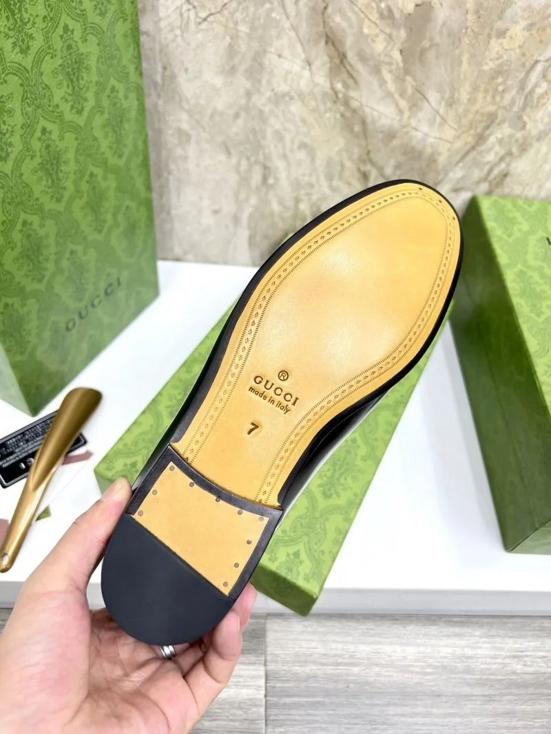AllSeason Gucci Low Shoes 25484
