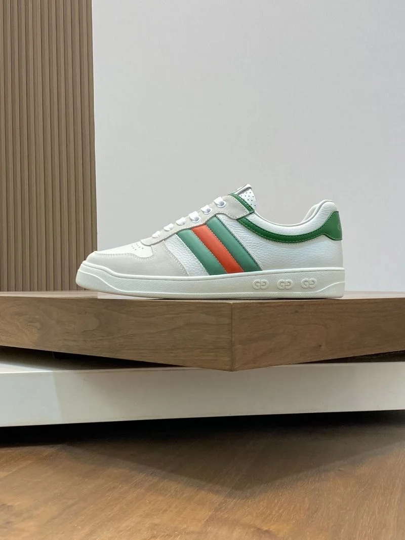 Stretchable Gucci Low Shoes 25462