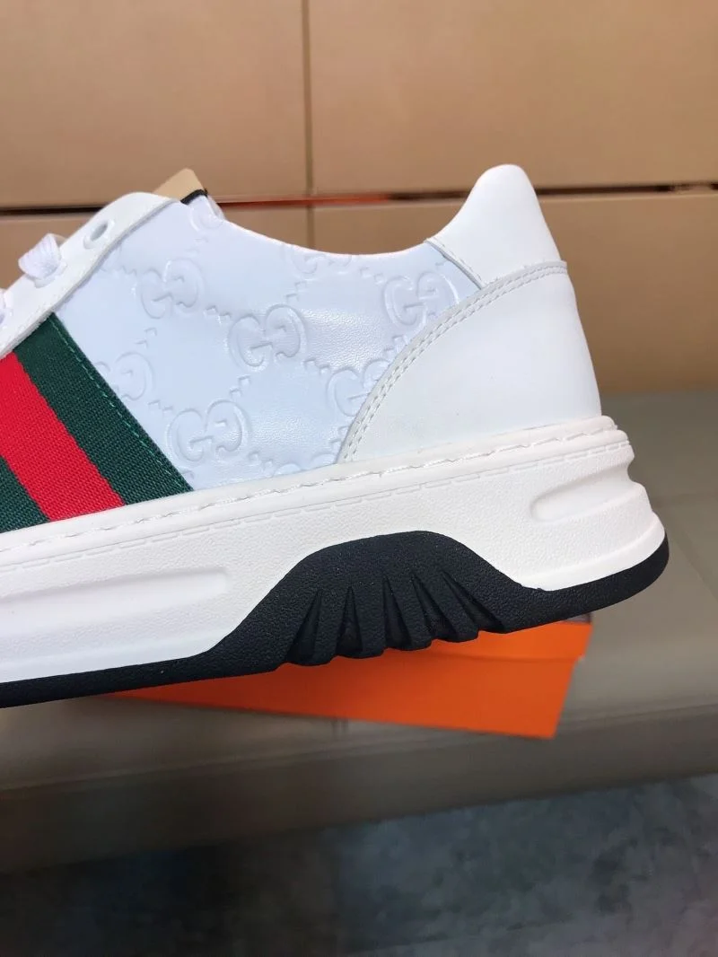 Seasonal Gucci Low Shoes 25455
