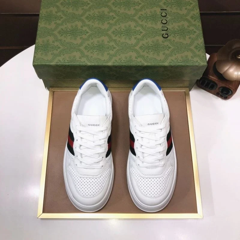 Lightweight Gucci Low Shoes 25448