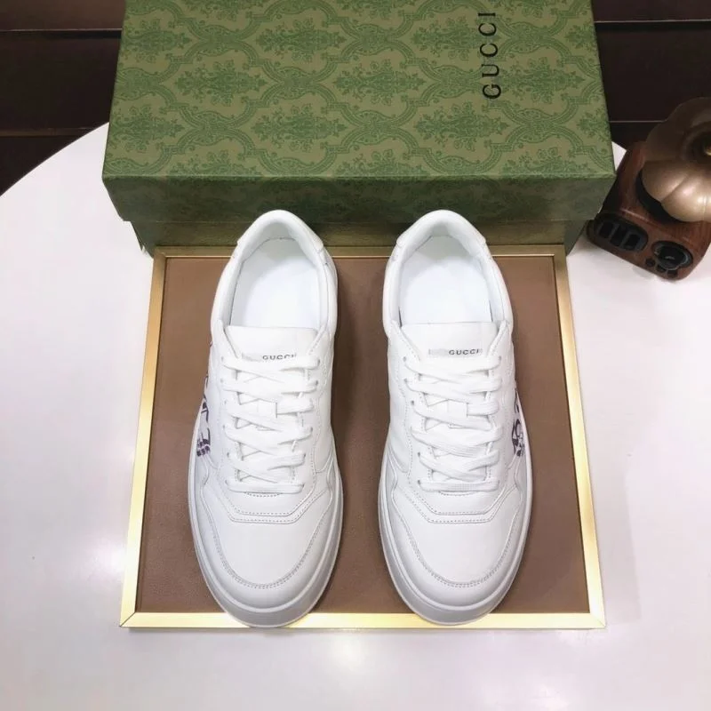 Fashionable Gucci Low Shoes 25441