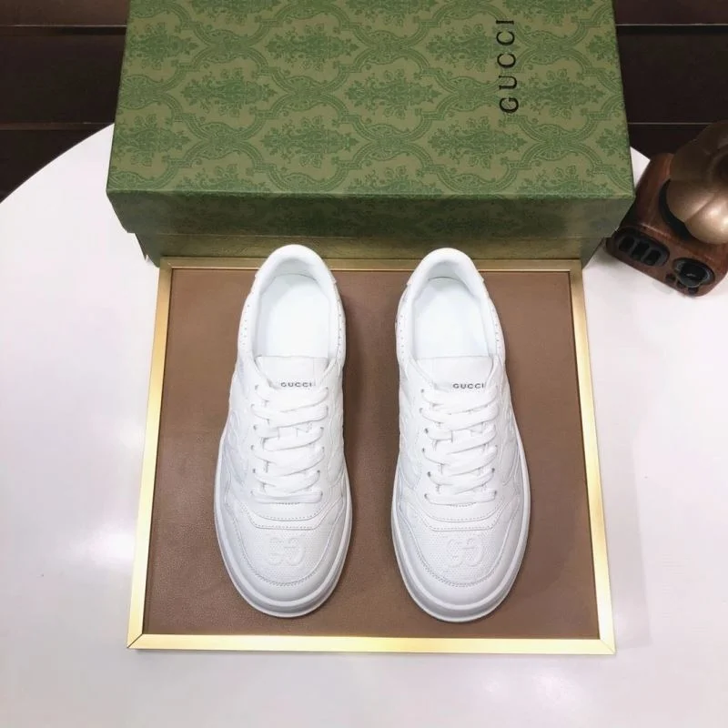 Gucci Low Shoes UrbanChic 25443