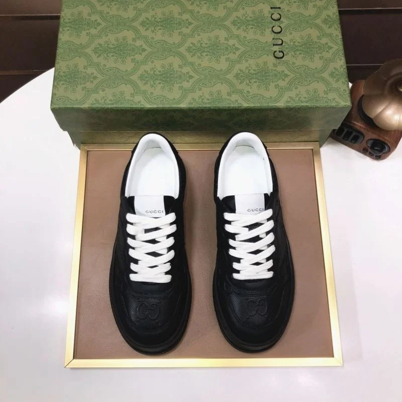 Gucci Low Shoes Packable 25436