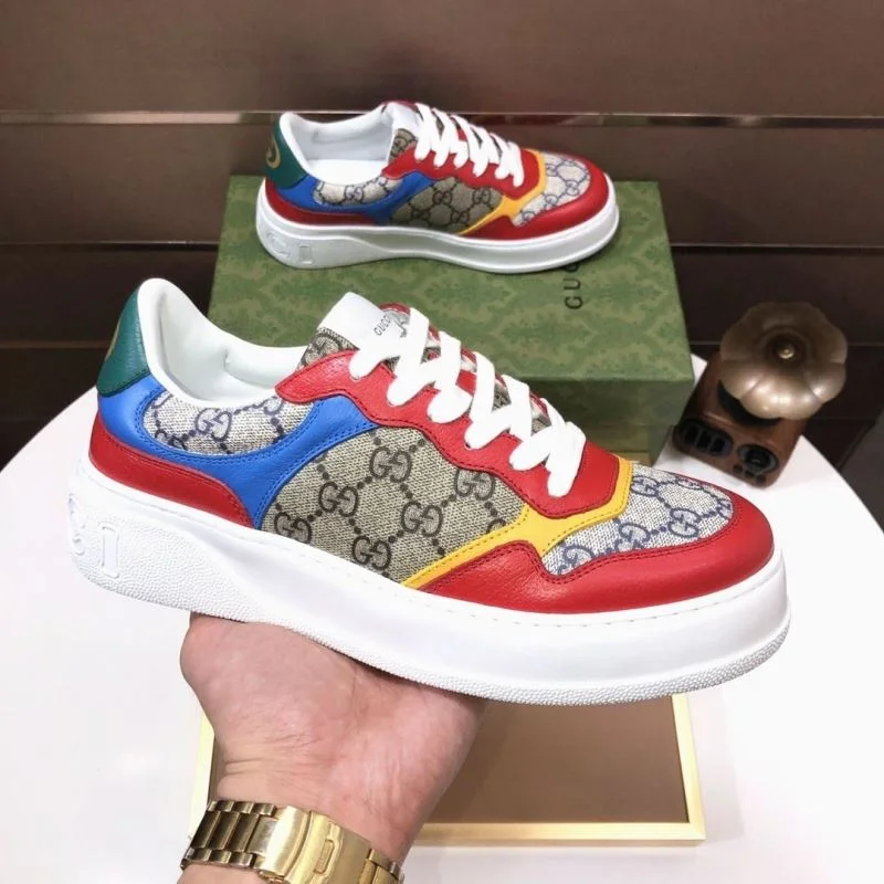 WellDesigned Gucci Low Shoes 25447
