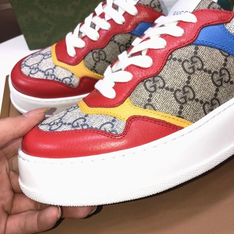 WellDesigned Gucci Low Shoes 25447