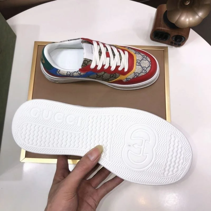 WellDesigned Gucci Low Shoes 25447
