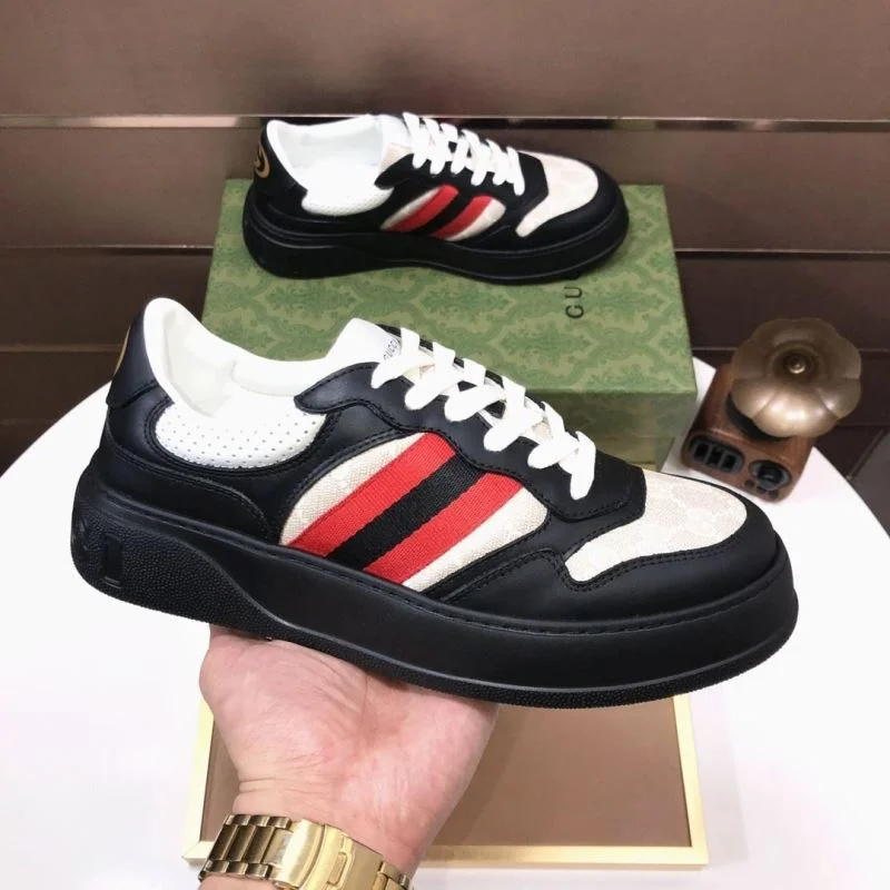 Lightweight Gucci Low Shoes 25440