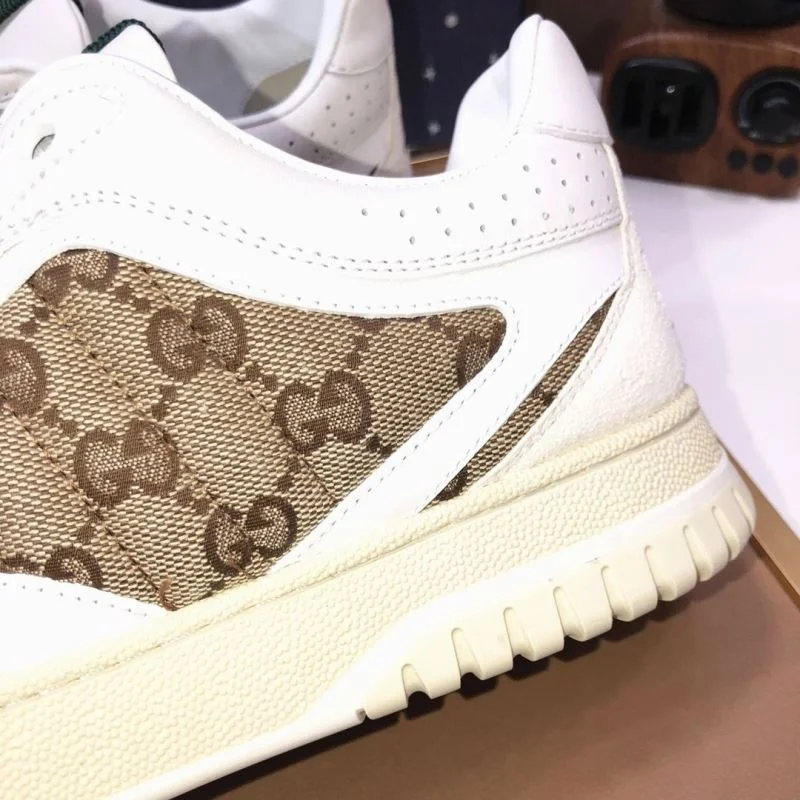 TechFriendly Gucci Low Shoes 25432
