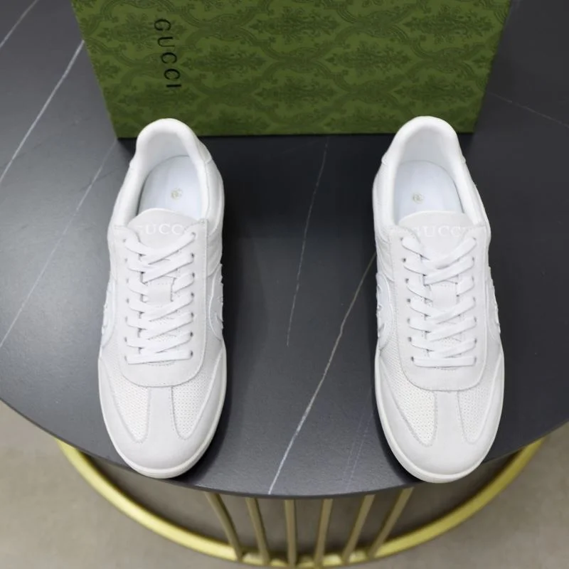 ZipUp Gucci Low Shoes 25401
