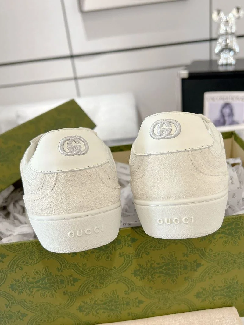 TechFriendly Gucci Low Shoes 26043