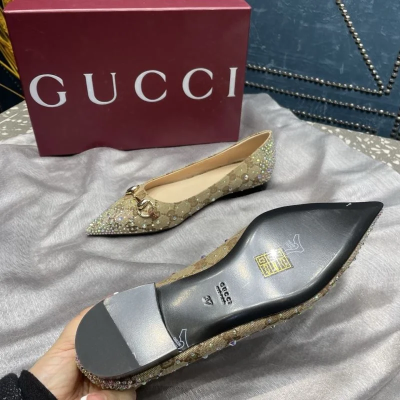 Attractive Gucci Low Shoes 26041