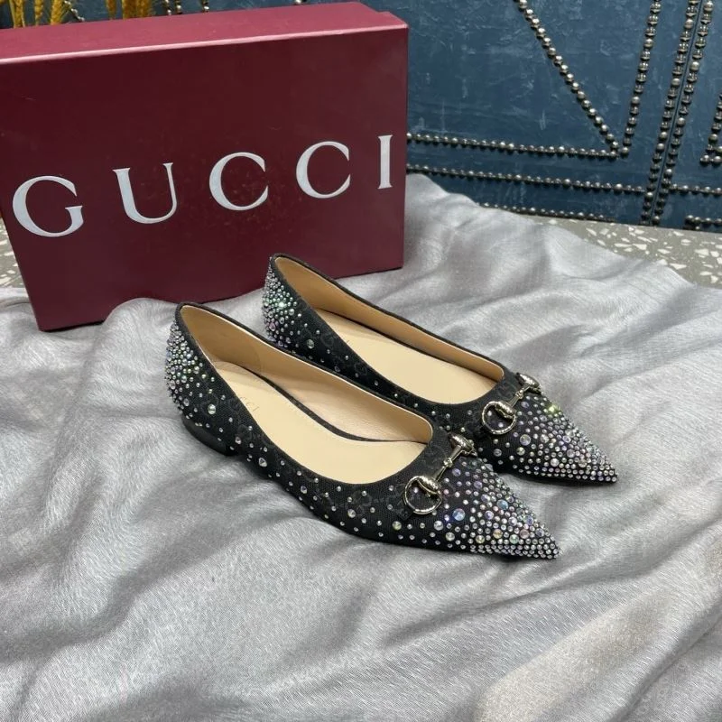 Gucci Low Shoes Breathable 26037