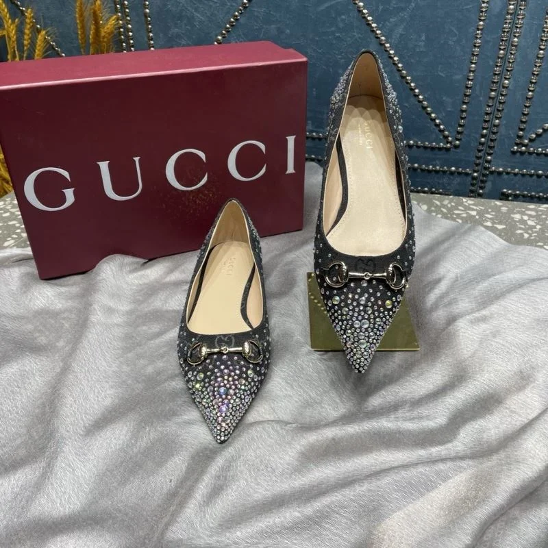 Gucci Low Shoes Breathable 26037
